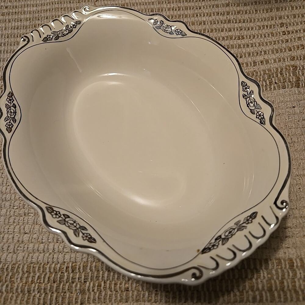 Homer Laughlin Silver Rose Platinum Floral Oval Vegetable Serving Bowl